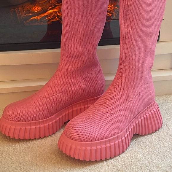New/WOT/ Pink Knit Retro Platform Tall Boots💖 - Picture 3 of 16
